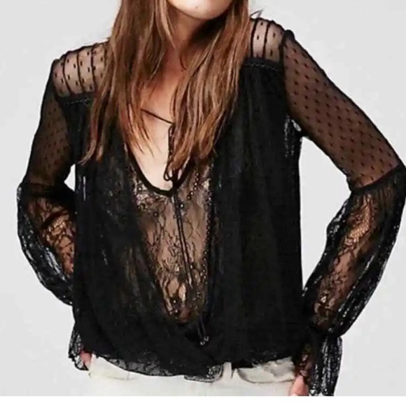 Free People Far Away Black Lace Top Size Small - Picture 4 of 4